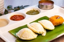 Idly Vada Combo